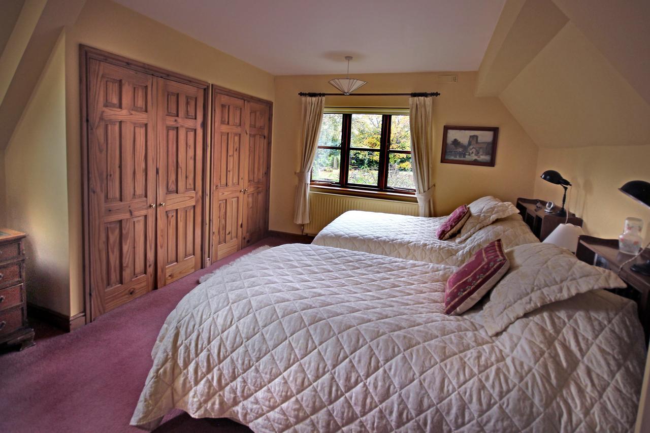 Castle Farmhouse Bed And Breakfast Glenfield Exterior foto